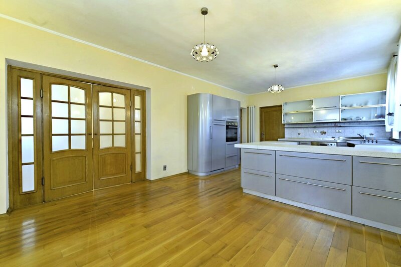 Snagov Centru, strada Nufarului 50A, Ilfov,